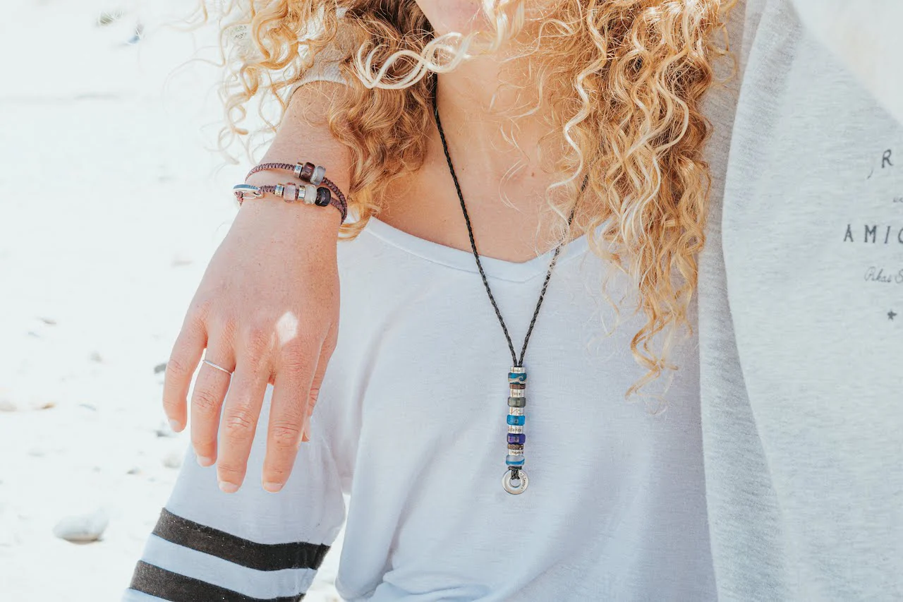 Necklace - Black - Image 3