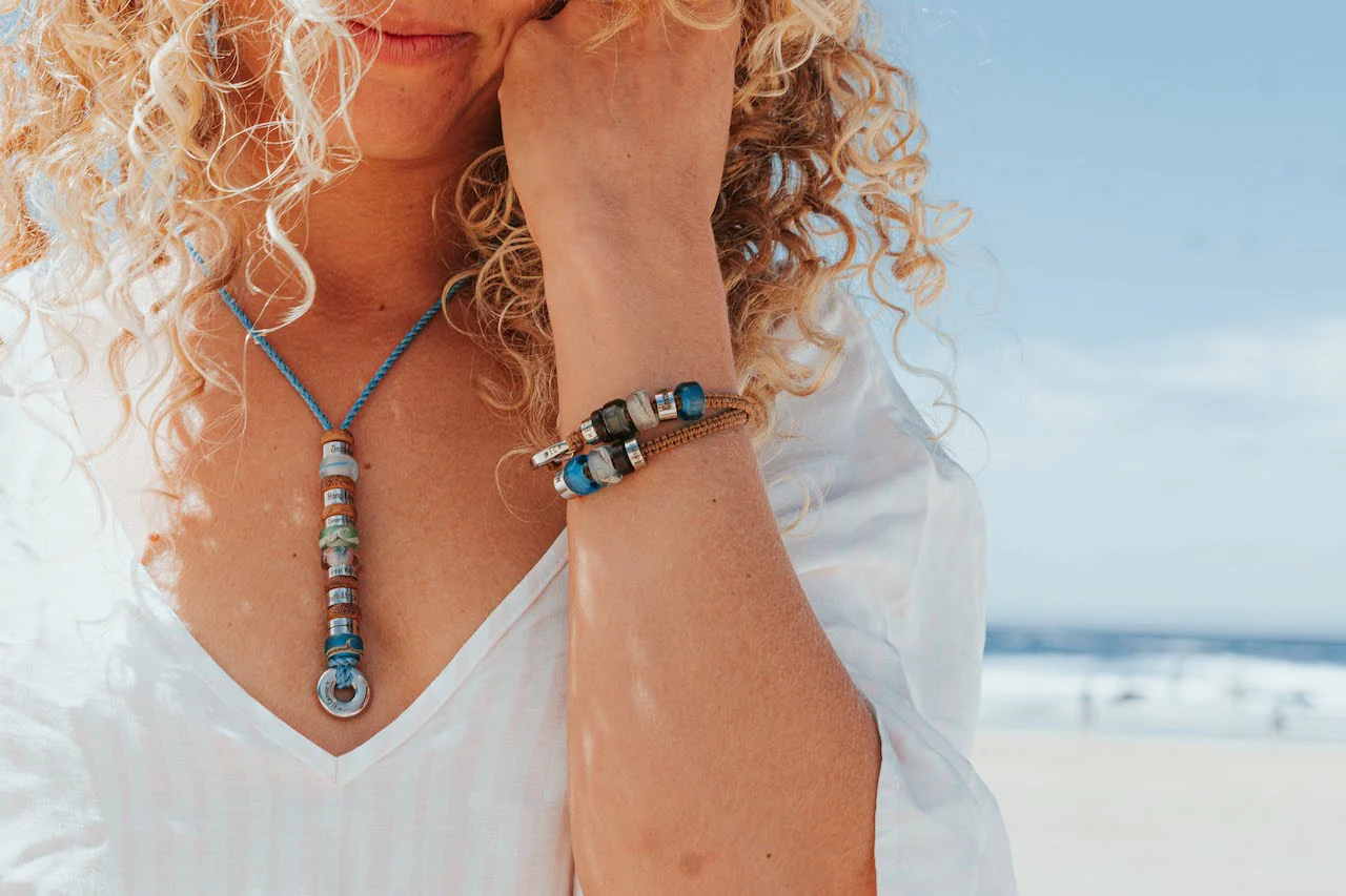 Necklace - Turquoise - Image 3